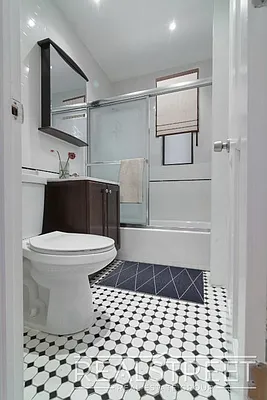 Rented by Real Street Inc | media 8