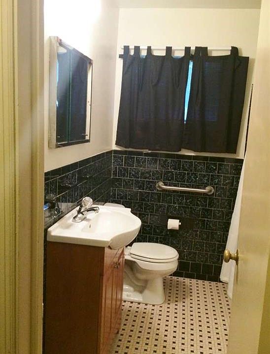 1st image of 1056 Sanford Ave