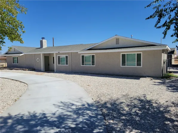 14145 Lakota Rd, Apple Valley, CA 92307