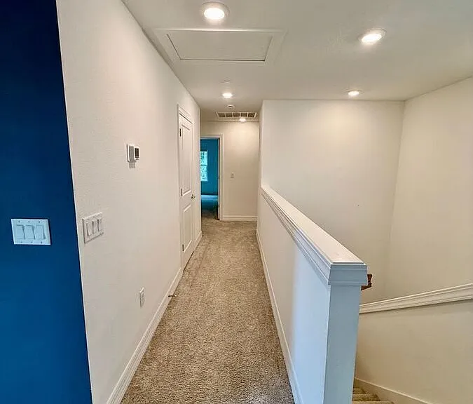 677 Blind Oak Cir — Photo 12