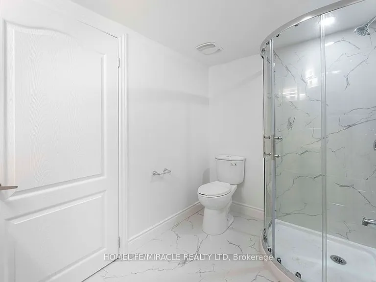 1583 Frolis St — Photo 21