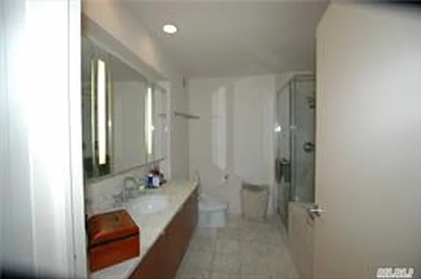 Sold by Madeleine Realty Ltd. | media 11