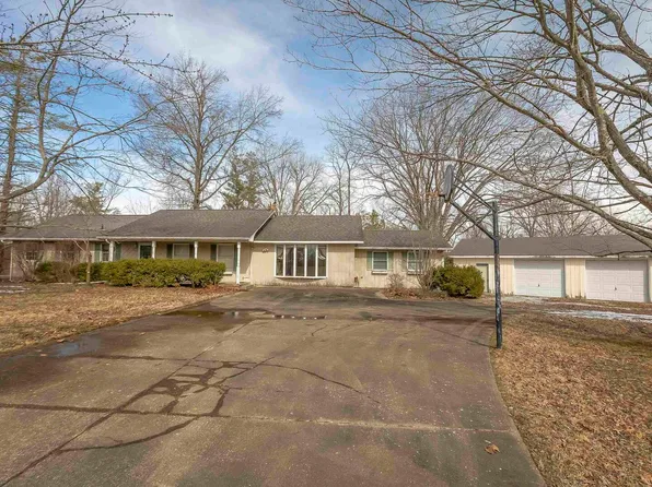 137 Peachtree Ln, Carbondale, IL 62902