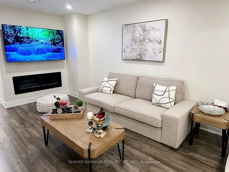 510 Threshing Mill Blvd — Photo 17