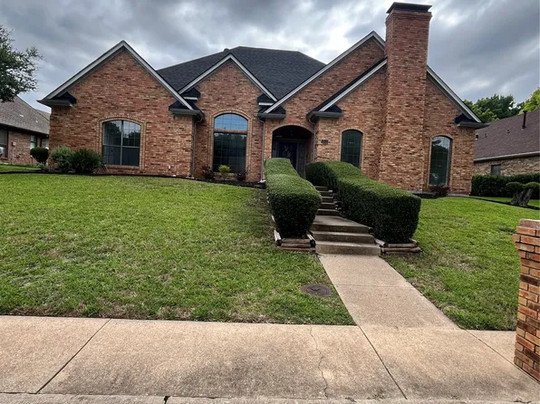 705 Bent Creek Dr, Desoto, TX 75115