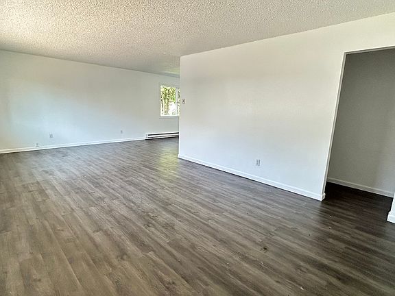 3rd image of 1507 Ross Ave