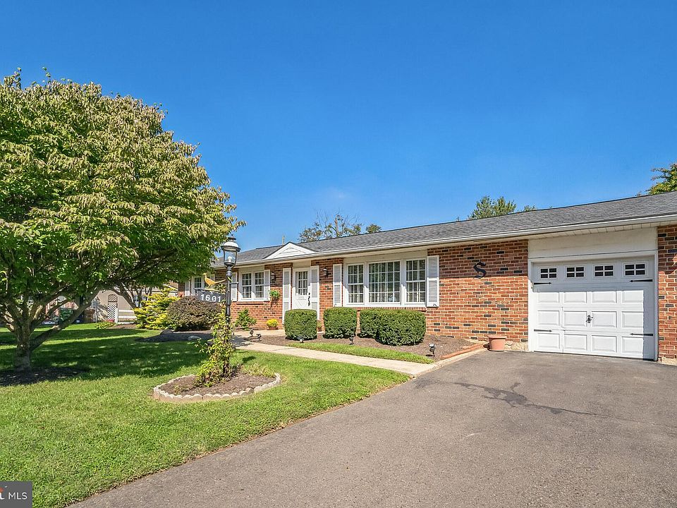 1601 Alba Rd, Willow Grove, PA 19090 | Zillow