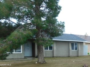 8260 Viburnum Ave, California City, CA 93505