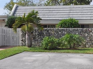 8130 SW 81st Ct, Miami, FL 33143