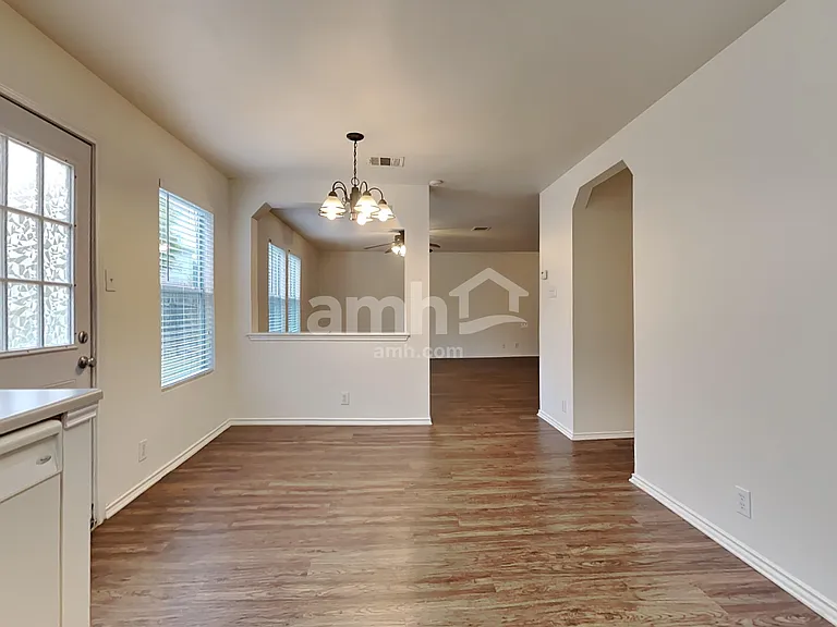142 Blue Juniper — Photo 4