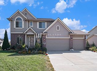 5301 S 164th St, Omaha, NE 68135