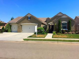3905 Everglade Ave, Clovis, CA 93619