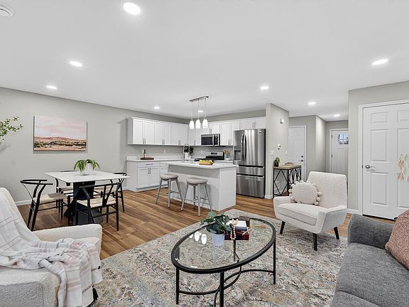 5th image of 1617 Derby AVENUE