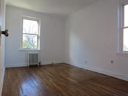 Rented by Signature Spaces NYC Corp | media 45