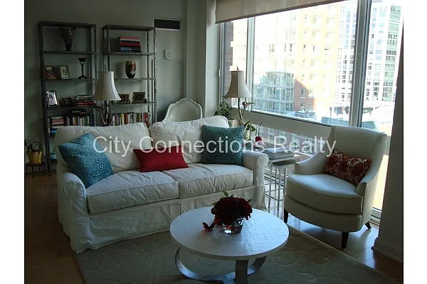 Rented by City Connections Realty | media 12