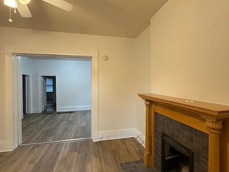 156 S Lincoln St — Photo 4