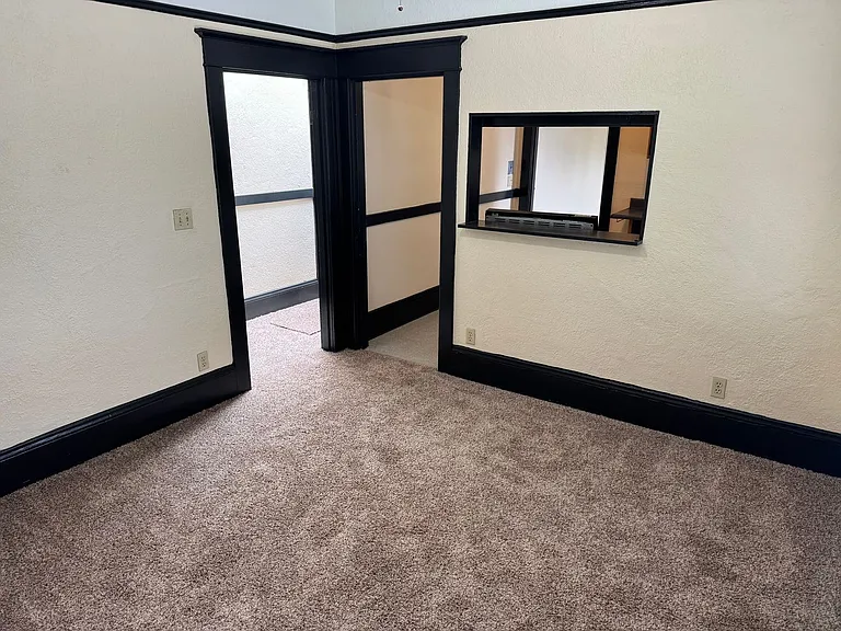 3615 SE Milwaukie Ave — Photo 8