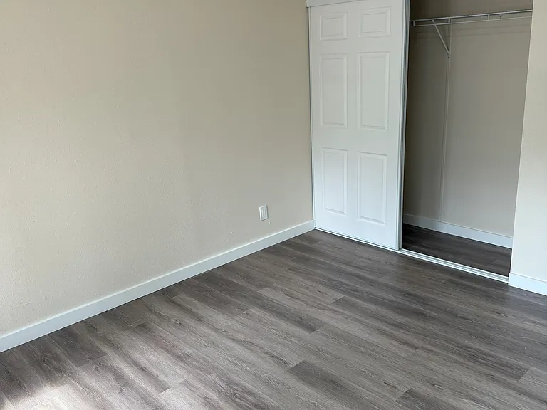 1043 NW Moore Rd — Photo 26
