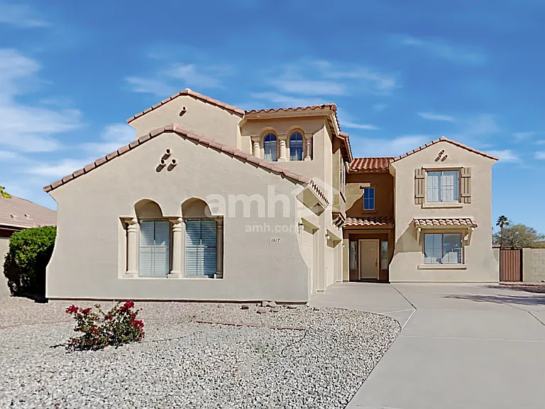 1517 S 115th Dr — Photo 1