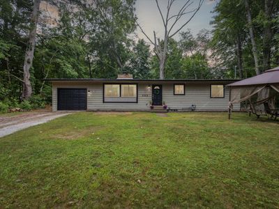 292 Peach St, Fruitport, MI, 49415