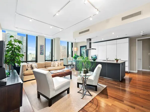 101 Warren Street image 1 of 6