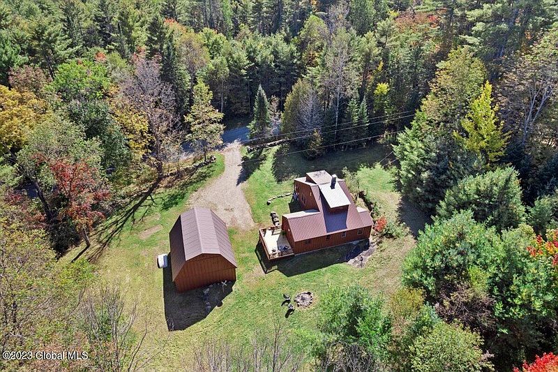 5th image of 599 Byrd Pond Road