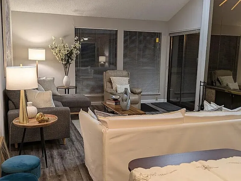 2 bed, 2.0 bath, 1402 sqft, $2,995 — Photo 3