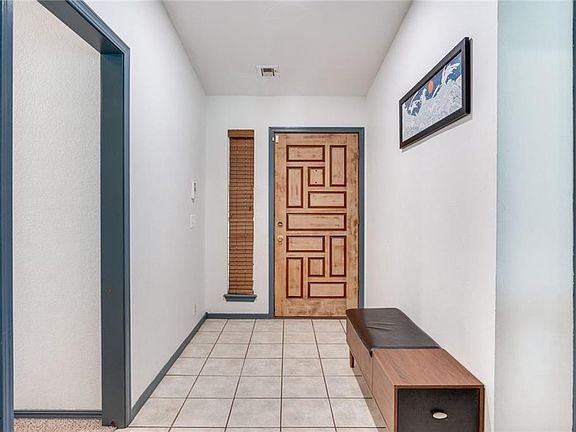 4th image of 1716 Green Leaf Ln
