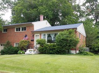 1622 Pickett Rd, Lutherville Timonium, MD 21093