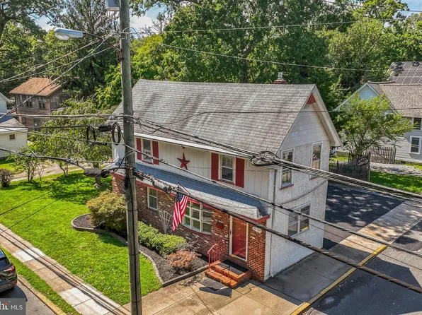 228 East Ave, Pitman, NJ 08071