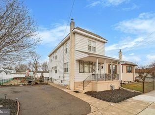 1257 Radcliffe St, Bristol, PA 19007