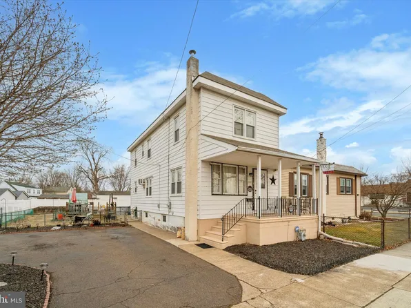 1257 Radcliffe St, Bristol, PA 19007