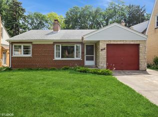 1535 Good Ave, Park Ridge, IL 60068