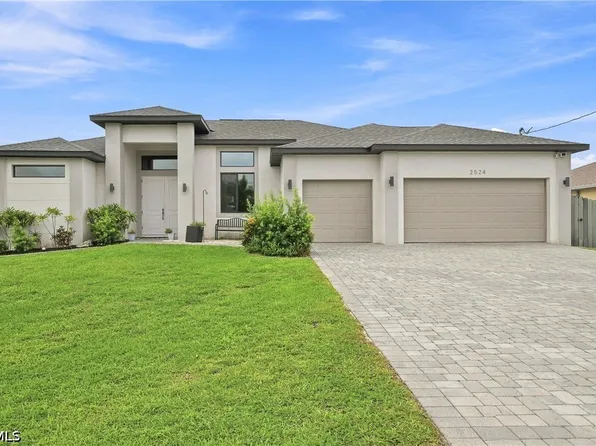 2524 SW 31st Lane Cpe, Coral, FL 33914