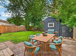 98 Cedar St, Belleville, ON K8P 3M4