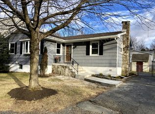 109 Santa Fe Trl, Hopatcong, NJ 07843