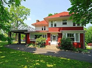 323 Willow Grove St, Hackettstown, NJ 07840