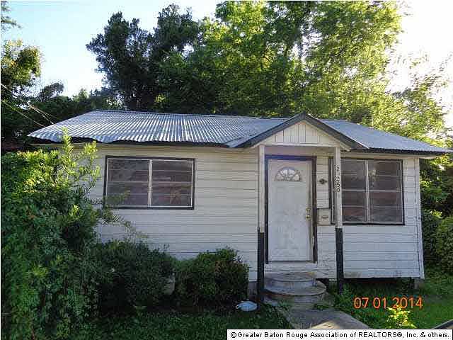 2nd image of 24850 Alexander St