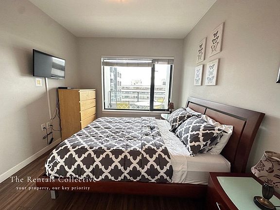 5th image of 215 W 1st St #502