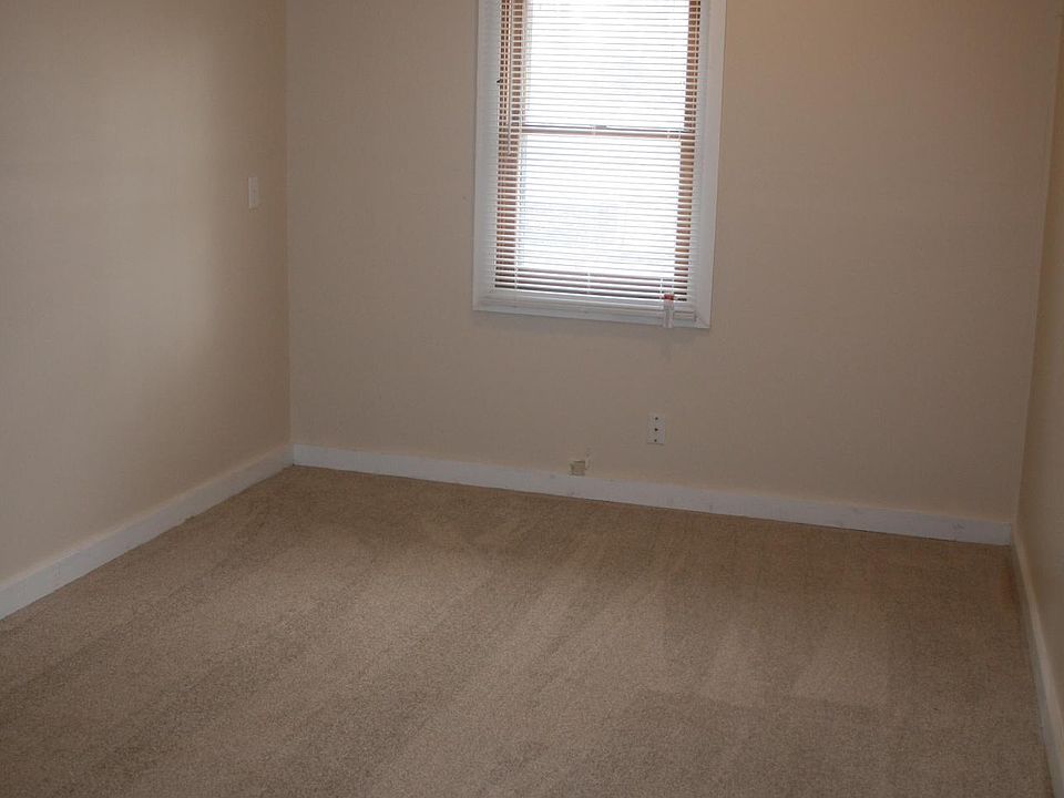 2nd image of 10226 1/2 McKinley Hwy