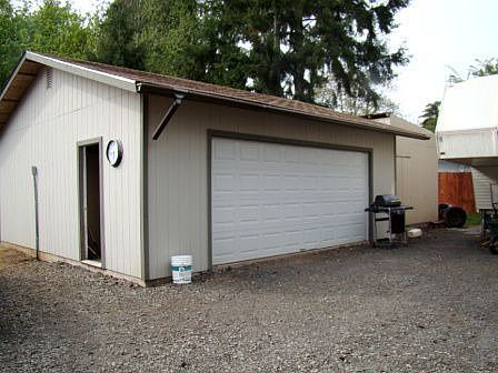 2 stall detached garage