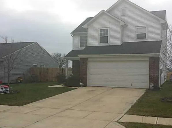 1349 Fiesta Dr, Franklin, IN 46131