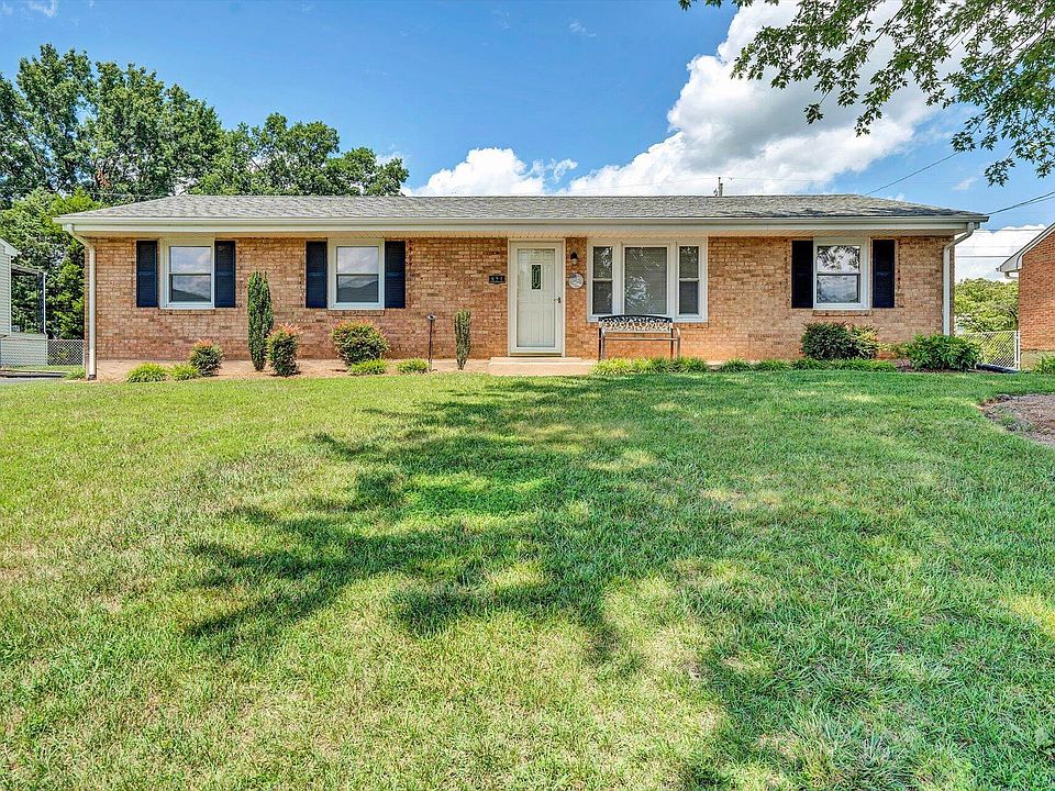 821 Moran Ave, Salem, VA 24153 Zillow