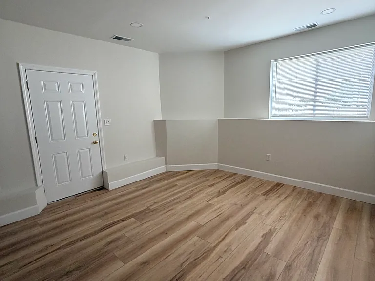 44 Warner St #A6 — Photo 4