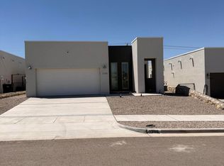 13110 Castleford Ln, El Paso, TX 79928
