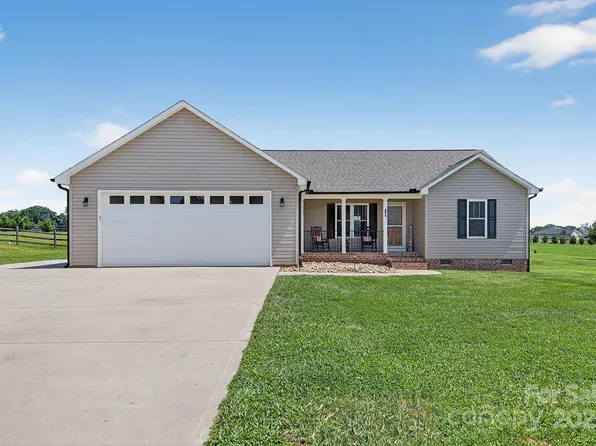 3645 Kimber Ln, Sherrills Ford, NC 28673