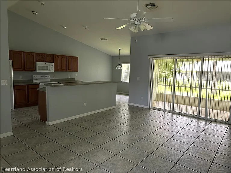 6305 Matanzas Dr — Photo 6