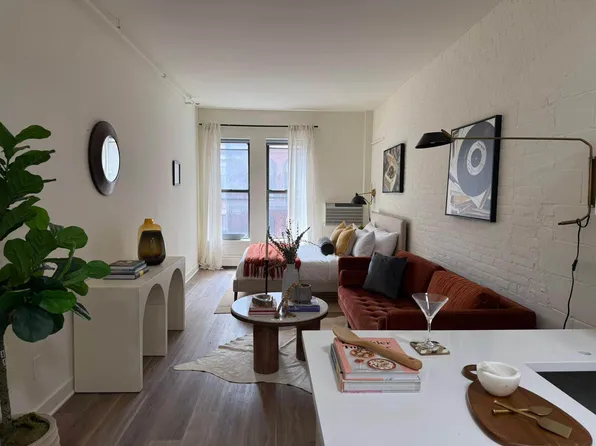 47 West 13th Street image 1 of 10