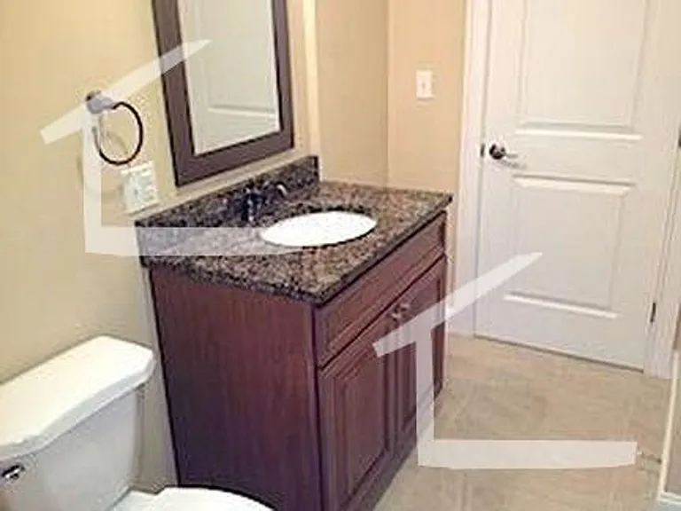 77 Beechcroft St #5 — Photo 9