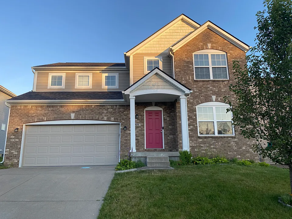 425 Rockcrest Way